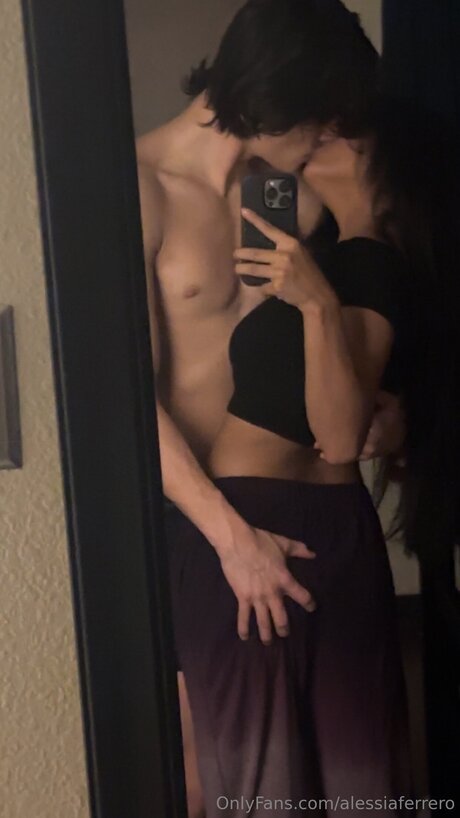 Foto di nudo di fuga di OnlyFans di Alessiaferrero