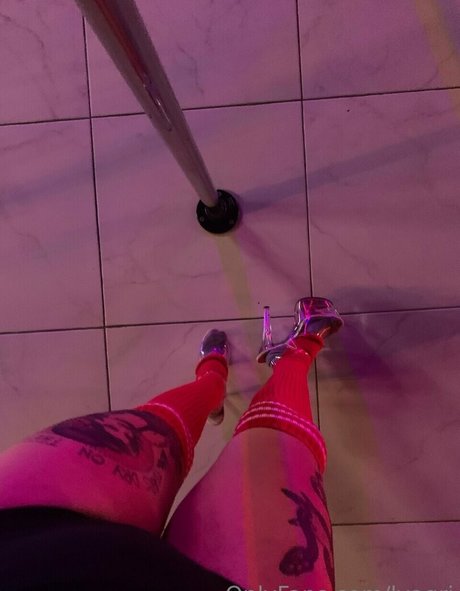 Foto di nudo di fuga di OnlyFans di Electrahearth