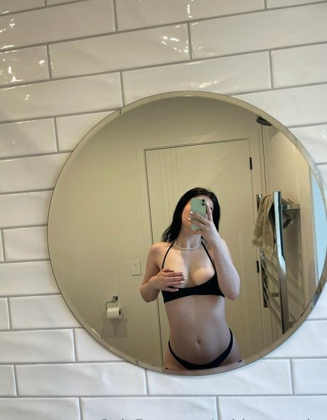 Foto di nudo di fuga di OnlyFans di Ashleymurphy