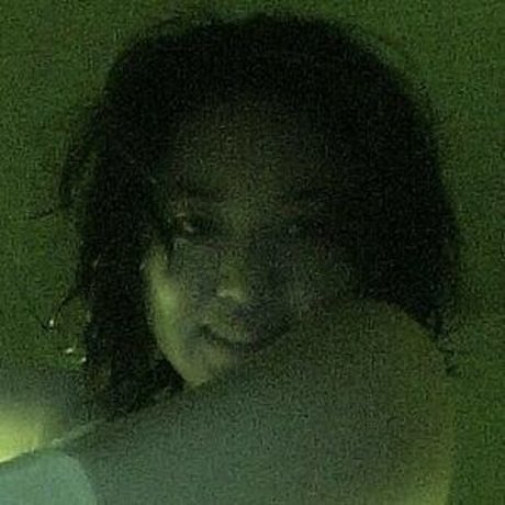 Foto di nudo di fuga di OnlyFans di Lydiaren