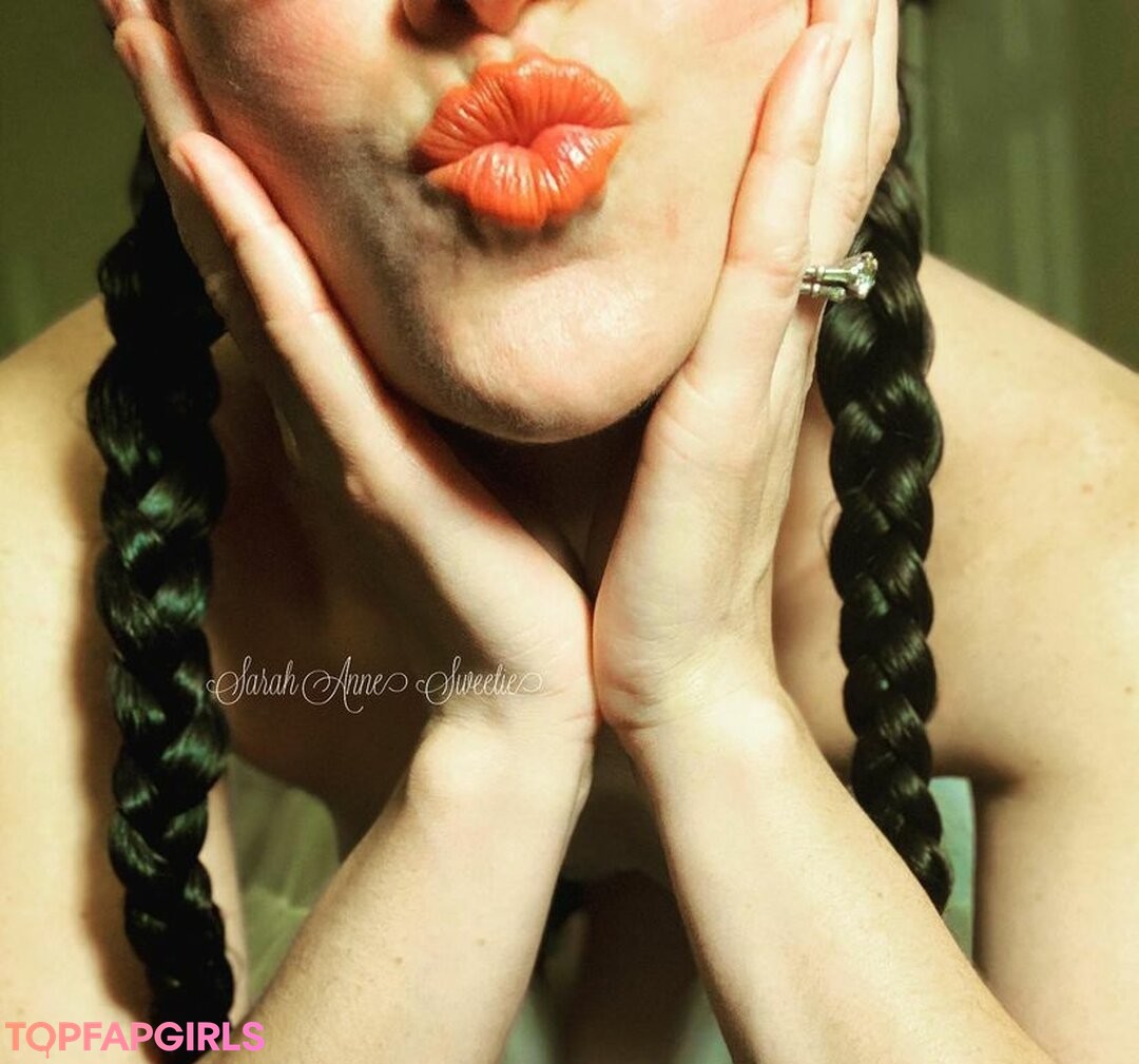 Foto di nudo di fuga di OnlyFans di Sarah Anne Sweetie #37 Foto di nudo di fuga di OnlyFans di Sarah Anne Sweetie #37