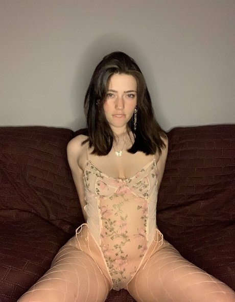 Foto di nudo di fuga di OnlyFans di Marlikoo