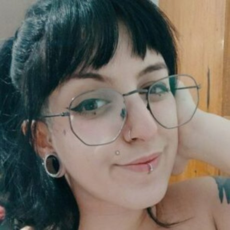Foto di nudo di fuga di OnlyFans di Chernogirl
