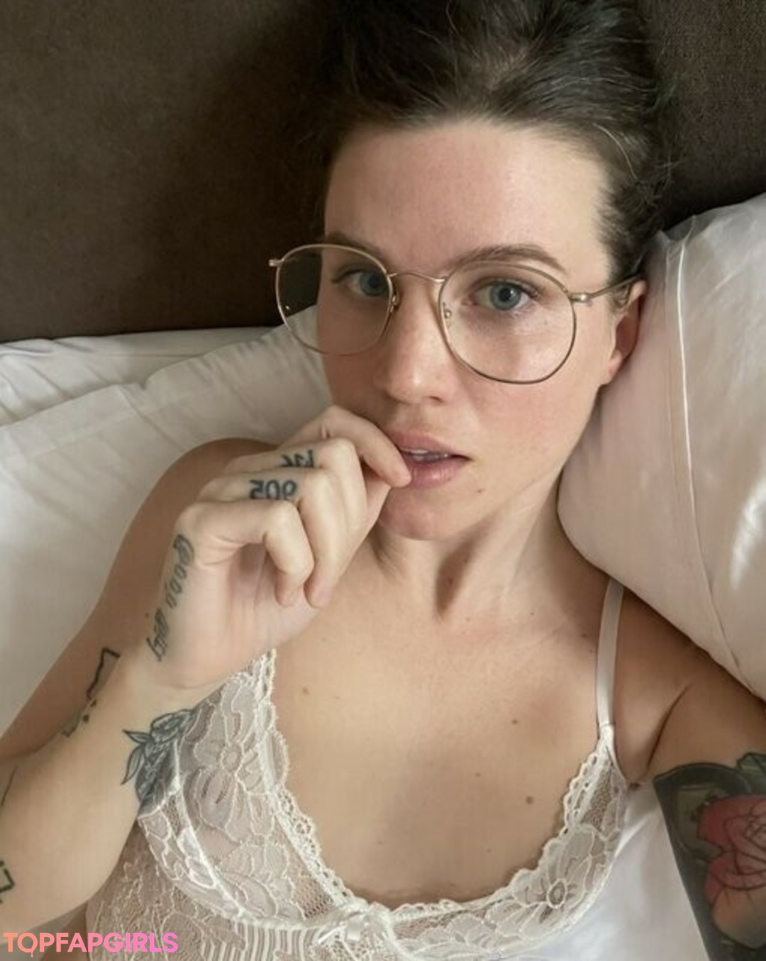 Foto di nudo di fuga di OnlyFans di Horsegirldotjpeg #62 Foto di nudo di fuga di OnlyFans di Horsegirldotjpeg #62