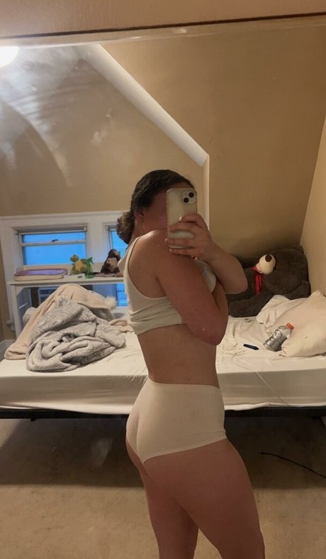 Foto di nudo di fuga di OnlyFans di Brzttyangelx