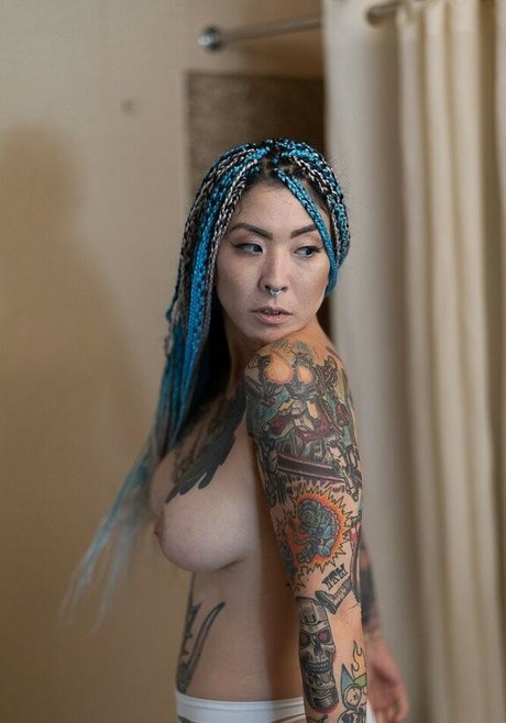Foto di nudo di fuga di OnlyFans di Maelingbopp