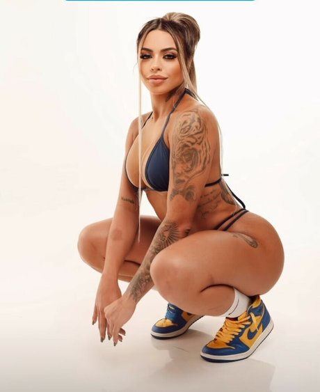 Eduarda Souza