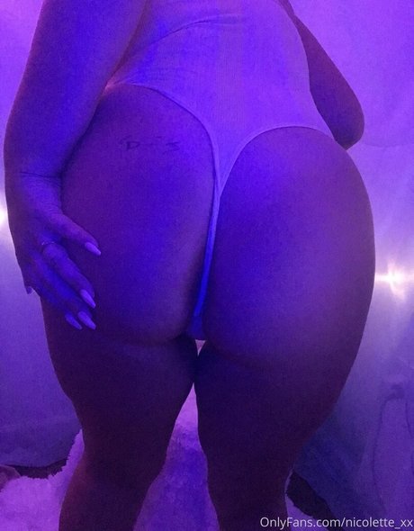 Nicolette_xx