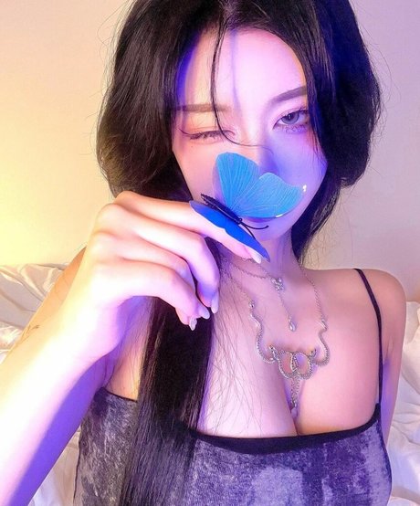 Foto di nudo di fuga di OnlyFans di Susank03