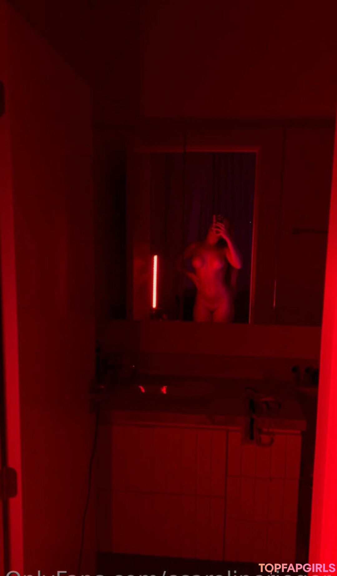 Foto di nudo di fuga di OnlyFans di Caroline Rieger #148 Foto di nudo di fuga di OnlyFans di Caroline Rieger #148