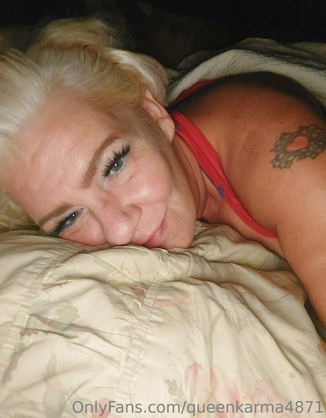 Foto di nudo di fuga di OnlyFans di Queenkarma4871