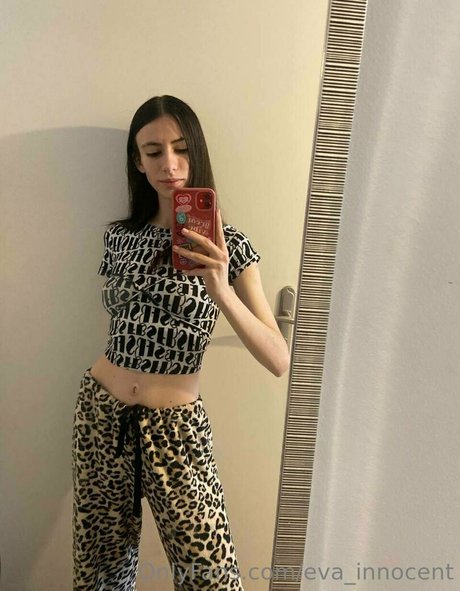 Foto di nudo di fuga di OnlyFans di Evainnocent