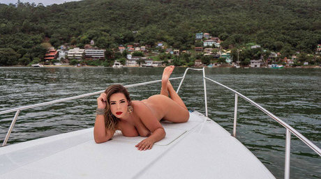 Foto di nudo di fuga di OnlyFans di Marcia Carvalho