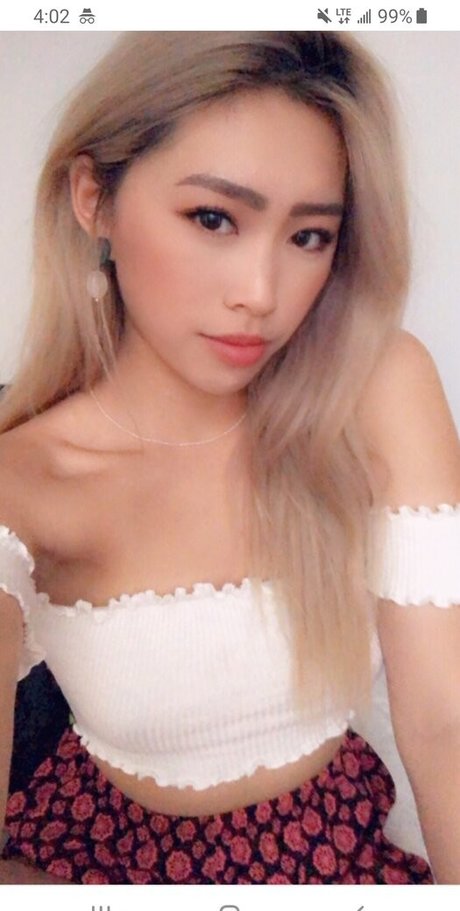 Foto di nudo di fuga di OnlyFans di Kara Chan