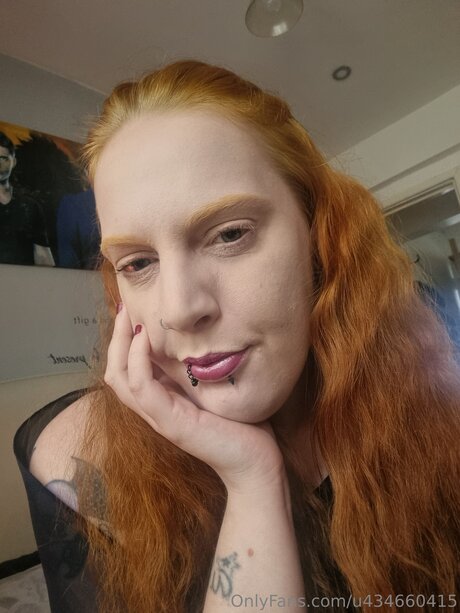 Foto di nudo di fuga di OnlyFans di U434660415