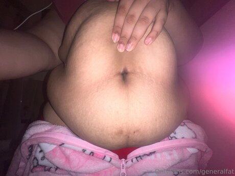 Foto di nudo di fuga di OnlyFans di Generalfat