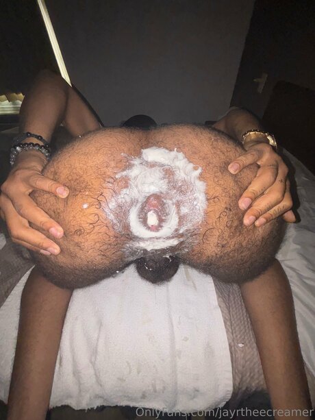 Foto di nudo di fuga di OnlyFans di Jayrtheecreamer