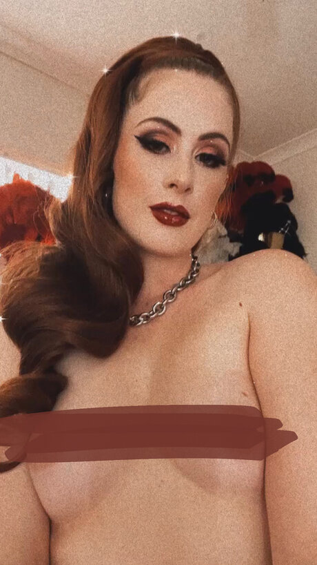 Foto di nudo di fuga di OnlyFans di Furey