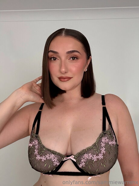 Foto di nudo di fuga di OnlyFans di Sammiewarrenx