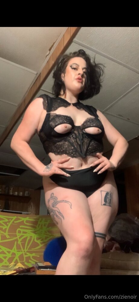 Foto di nudo di fuga di OnlyFans di Zblacck