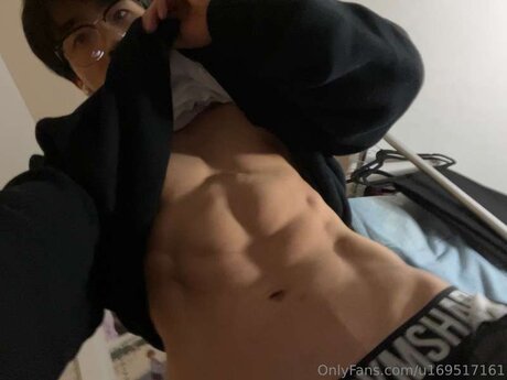 U169517161