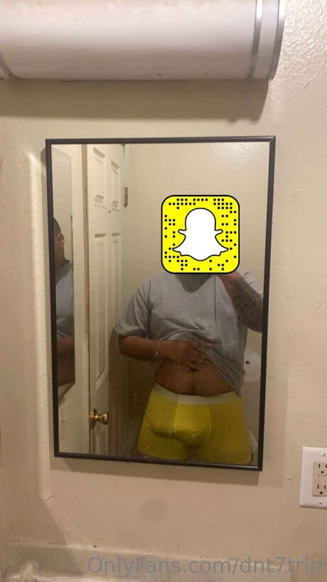 Foto di nudo di fuga di OnlyFans di Dnt7trip