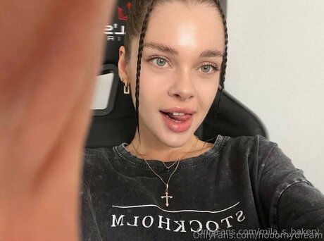 Foto di nudo di fuga di OnlyFans di Mila S Bakery