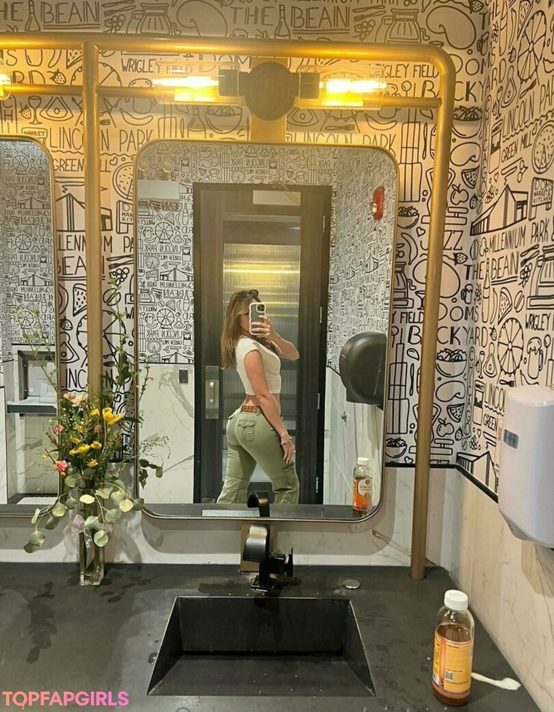 Foto di nudo di fuga di OnlyFans di Victoriamyers #329 Foto di nudo di fuga di OnlyFans di Victoriamyers #329