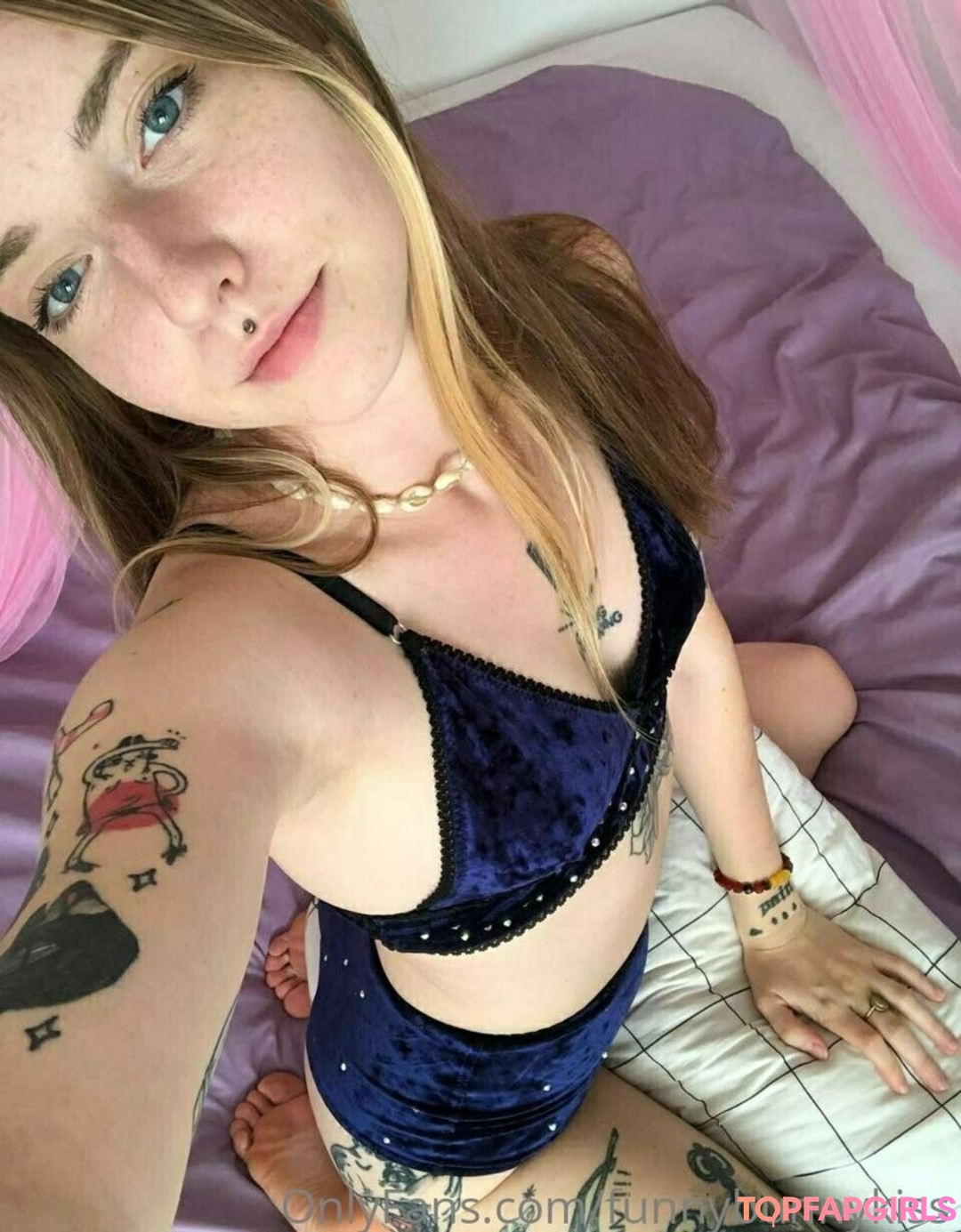 Foto di nudo di fuga di OnlyFans di Funnybunnykiss #82 Foto di nudo di fuga di OnlyFans di Funnybunnykiss #82
