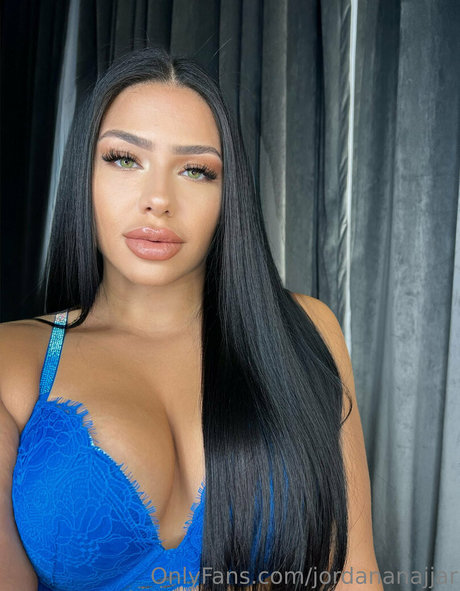 Foto di nudo di fuga di OnlyFans di Jordananajjar