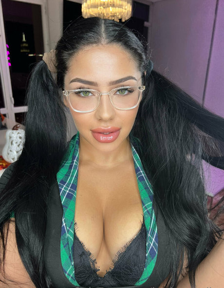 Foto di nudo di fuga di OnlyFans di Jordananajjar