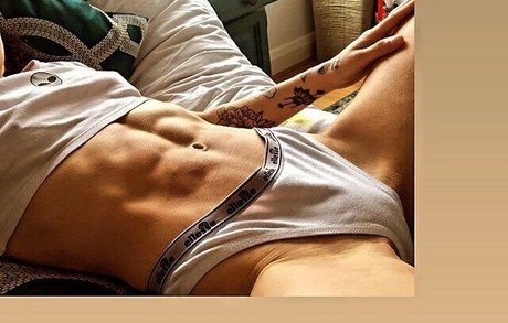 Foto di nudo di fuga di OnlyFans di Lois Pacitto
