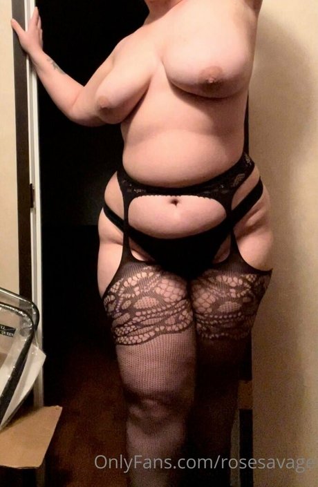 Foto di nudo di fuga di OnlyFans di Rosesavage