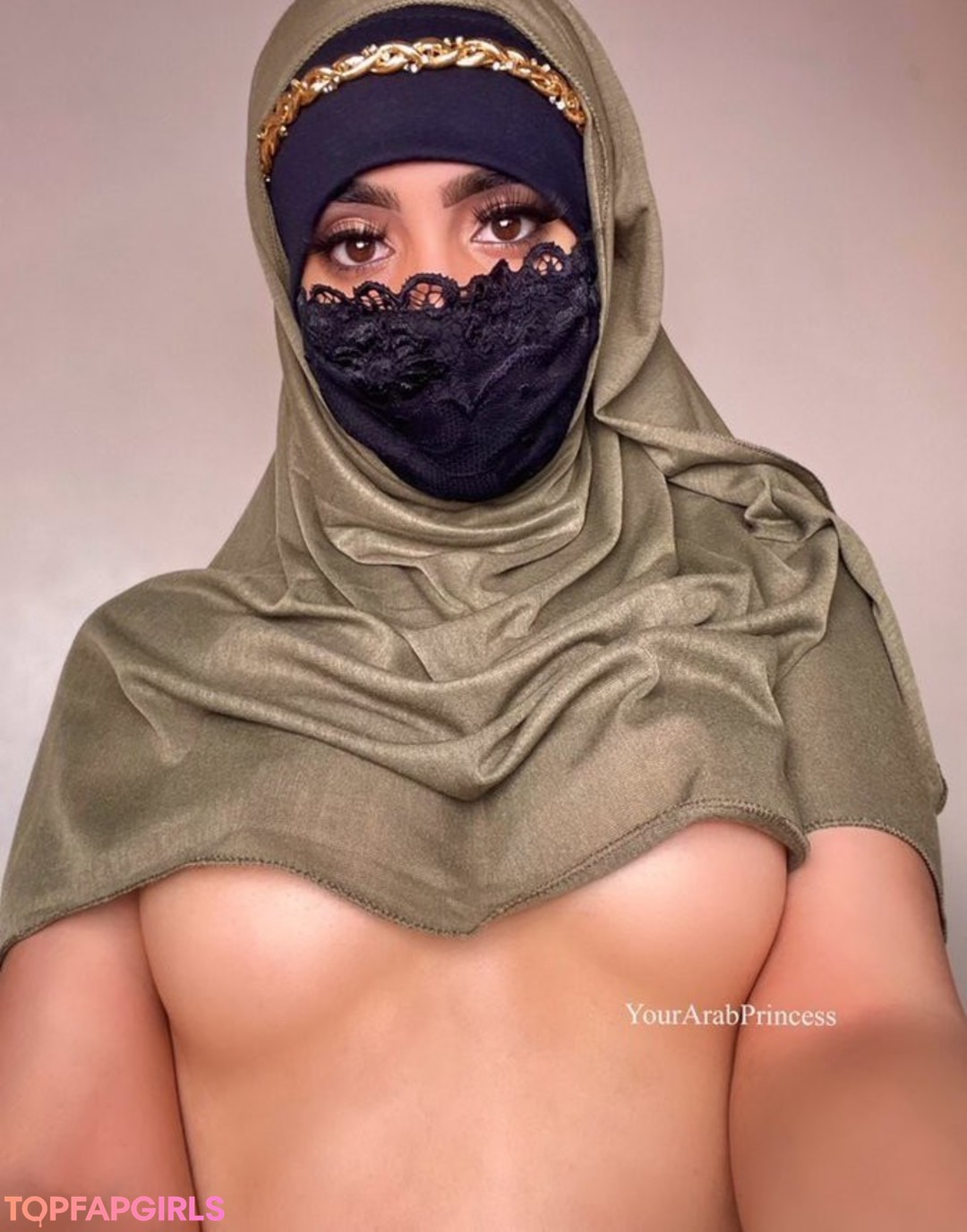 Foto di nudo di fuga di OnlyFans di Yourarabprincess #69 Foto di nudo di fuga di OnlyFans di Yourarabprincess #69