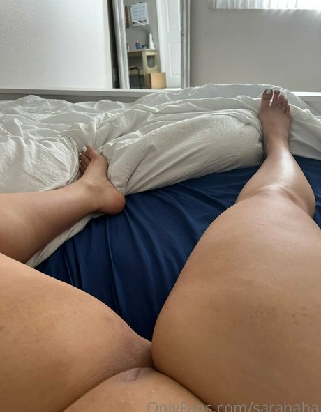 Foto di nudo di fuga di OnlyFans di Sarahaha