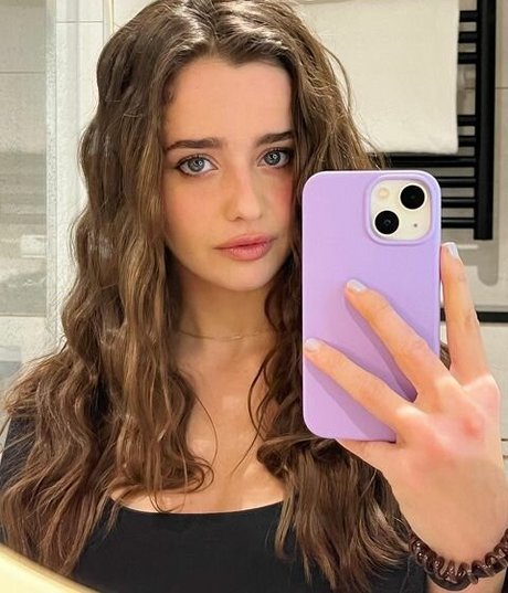 Foto di nudo di fuga di OnlyFans di Holly Earl