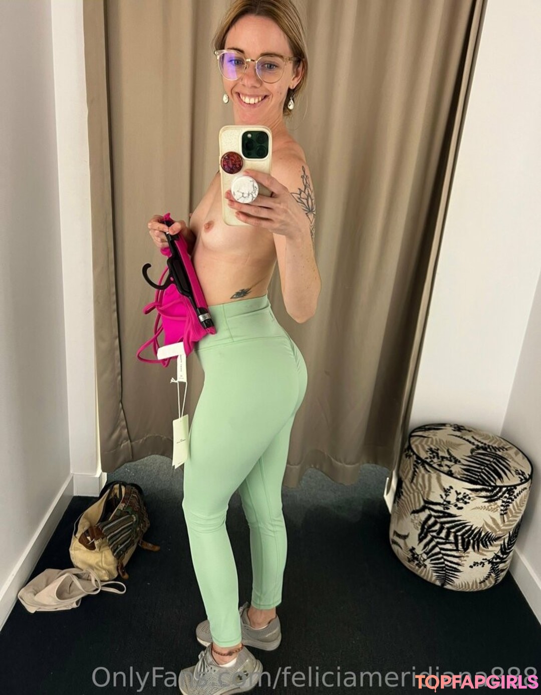 Foto di nudo di fuga di OnlyFans di Feliciameridiana888 #63 Foto di nudo di fuga di OnlyFans di Feliciameridiana888 #63
