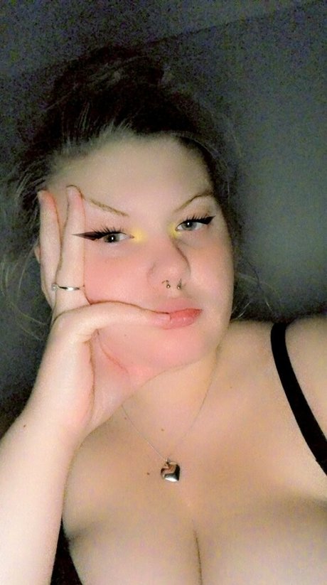 Foto di nudo di fuga di OnlyFans di Kialou