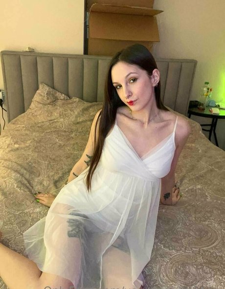 Foto di nudo di fuga di OnlyFans di Novaseren