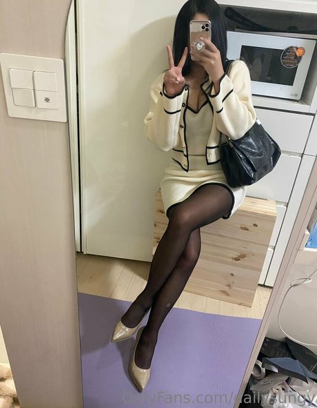 Foto di nudo di fuga di OnlyFans di Dailysungy