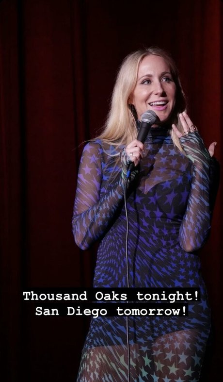 Foto di nudo di fuga di OnlyFans di Nikki Glaser