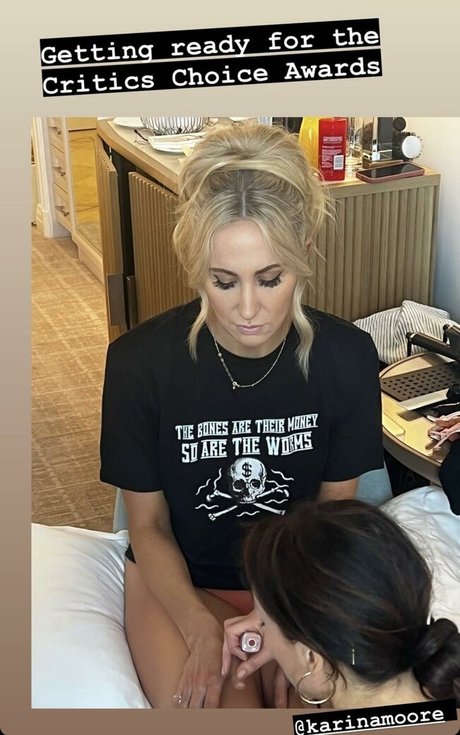 Foto di nudo di fuga di OnlyFans di Nikki Glaser