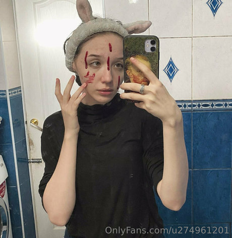 Foto di nudo di fuga di OnlyFans di Lottymurr
