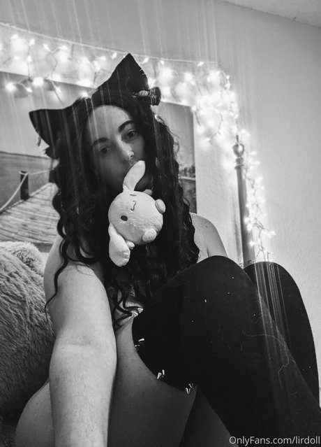 Foto di nudo di fuga di OnlyFans di Lirdoll