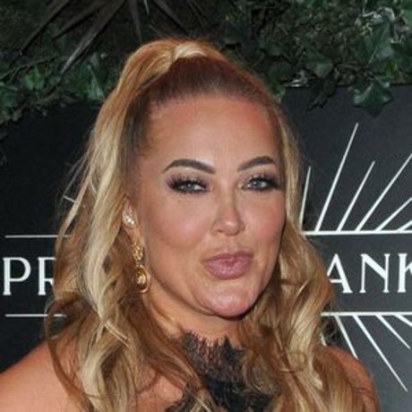 Foto di nudo di fuga di OnlyFans di Aisleyne