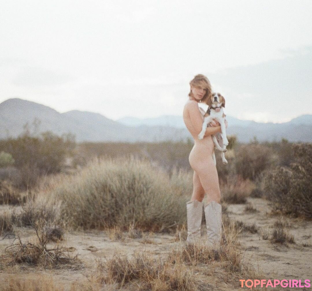 Foto di nudo di fuga di OnlyFans di Lauren Bonner #144 Foto di nudo di fuga di OnlyFans di Lauren Bonner #144