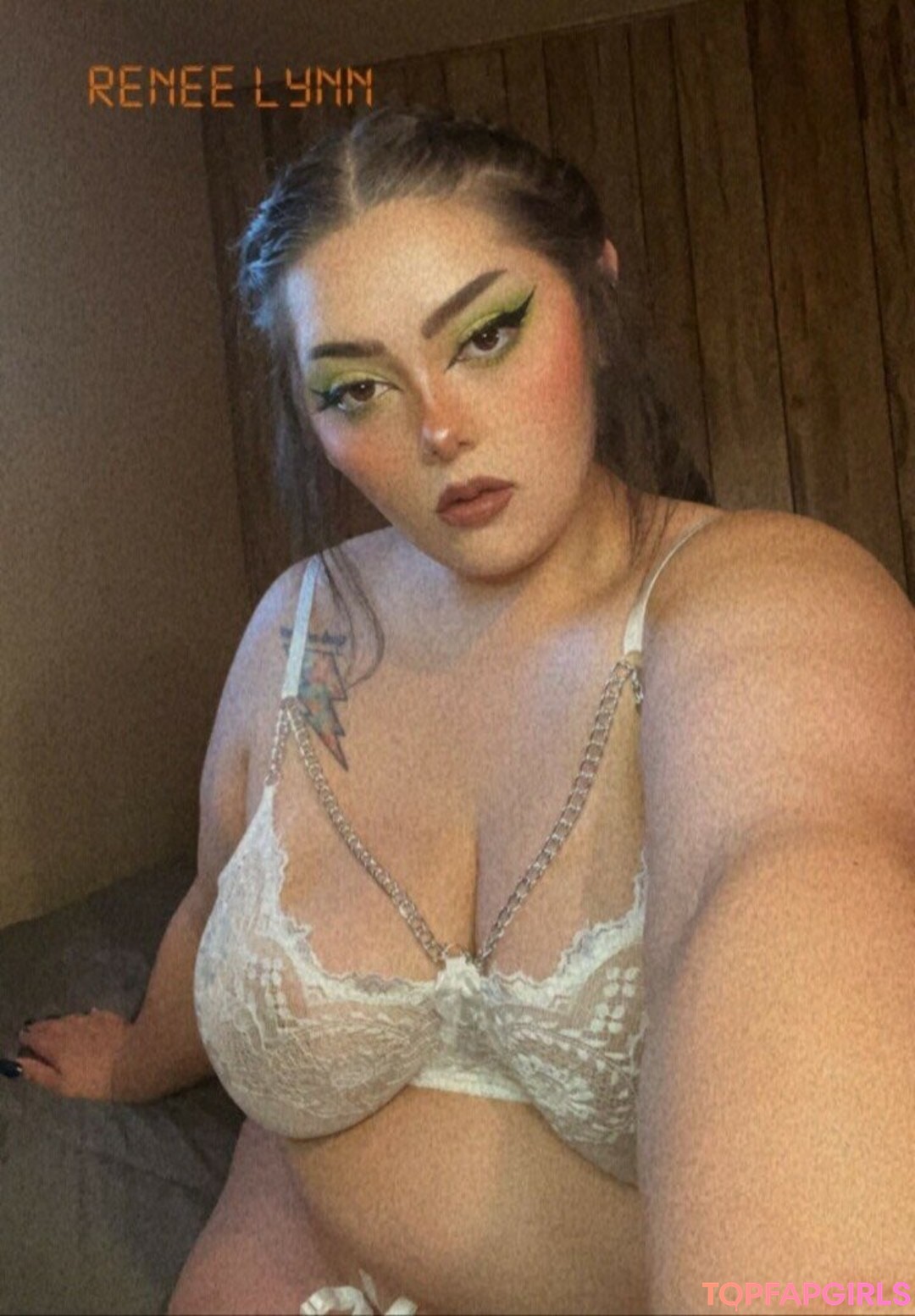 Foto di nudo di fuga di OnlyFans di Ren33lynn #3 Foto di nudo di fuga di OnlyFans di Ren33lynn #3