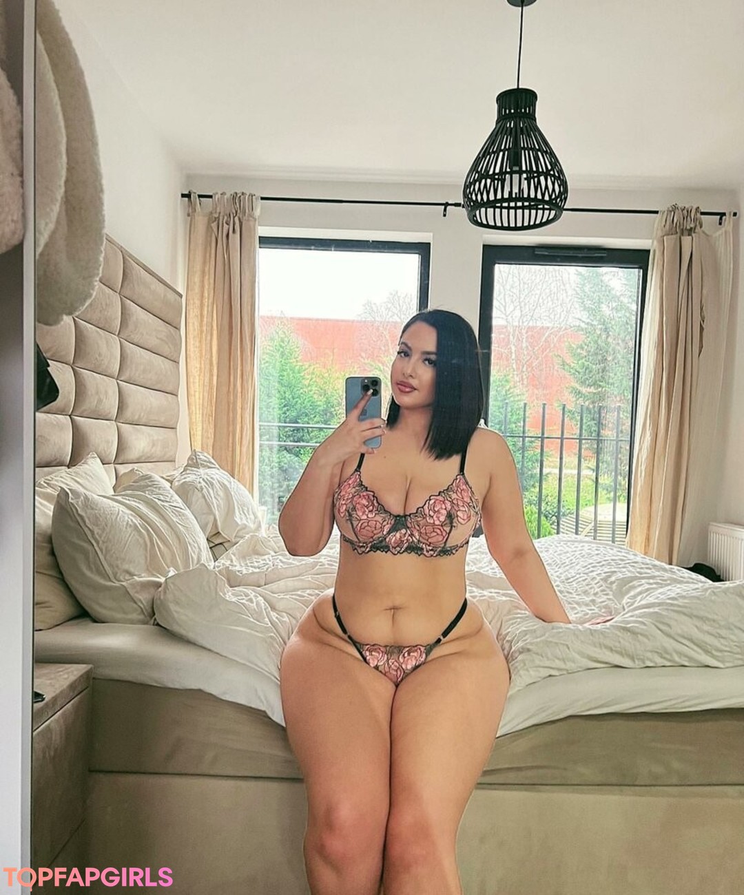 Foto di nudo di fuga di OnlyFans di Zina Hadid #156 Foto di nudo di fuga di OnlyFans di Zina Hadid #156