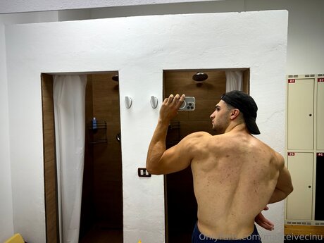 Foto di nudo di fuga di OnlyFans di Maateivecinu