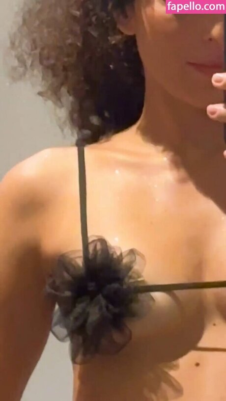 Foto di nudo di fuga di OnlyFans di Jlia Konrad
